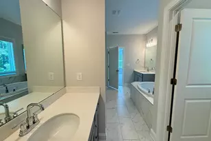 1105 Village View Ln, Cary, NC 27519 - Photo 15