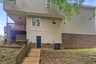 517 Hidden Cellars Dr, Holly Springs, NC 27540 - Photo 7