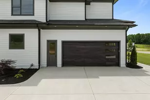 200 Broadleaf Ln, Youngsville, NC 27596 - Photo 49