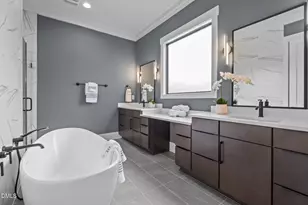 200 Broadleaf Ln, Youngsville, NC 27596 - Photo 17