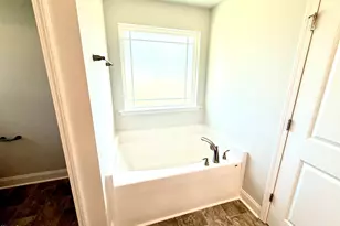 538 Middleton Ct, Sanford, NC 27330 - Photo 15