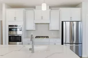 708 Blackpool Dr, Durham, NC 27703 - Photo 7