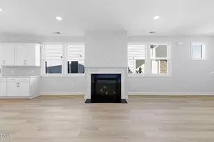 708 Blackpool Dr, Durham, NC 27703 - Photo 5