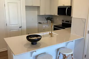 2027 Oakdale Dr, Durham, NC 27703 - Photo 9