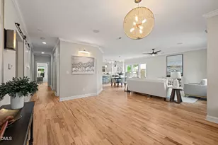 2210 Bedford Ave, Raleigh, NC 27607 - Photo 9