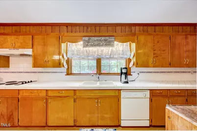 206 Kittys Lane, Erwin, NC 28339 - Photo 13