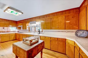 206 Kittys Ln, Erwin, NC 28339 - Photo 15