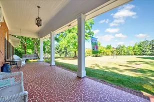 206 Kittys Ln, Erwin, NC 28339 - Photo 5