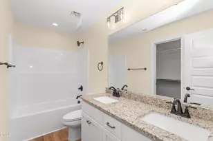 221 E Washington St, Coats, NC 27521 - Photo 19