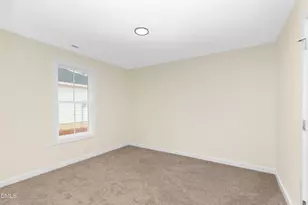 221 E Washington St, Coats, NC 27521 - Photo 13