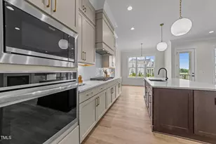 25 Deer Tail Ln, Fuquay Varina, NC 27526 - Photo 17