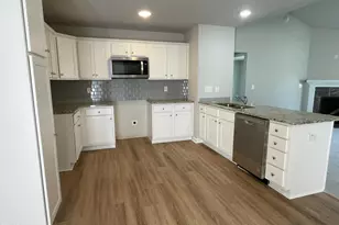 235 Starry Sky Dr, Benson, NC 27504 - Photo 5