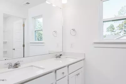 236 Golfview Avenue, Benson, NC 27504 - Photo 33