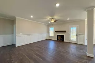 7491 Sweetwater Dr, Nashville, NC 27856 - Photo 5