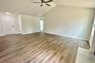 138 Sourgum Ct, Zebulon, NC 27597 - Photo 5