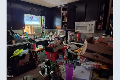 304 W Thompson Avenue, Stantonsburg, NC 27883 - Photo 21