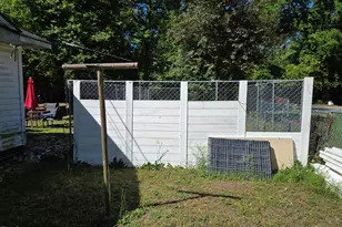 304 W Thompson Ave, Stantonsburg, NC 27883 - Photo 17