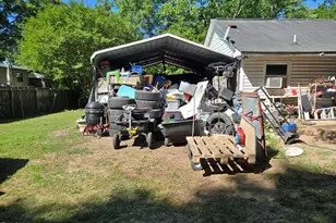 304 W Thompson Ave, Stantonsburg, NC 27883 - Photo 13