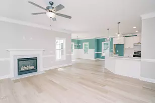 219 Crescent Dr, Dunn, NC 28334 - Photo 7