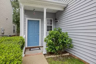 1928 Shadow Glen Dr, Raleigh, NC 27604 - Photo 9