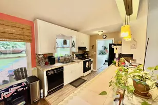 96 Holly Cir, Henderson, NC 27537 - Photo 13