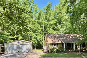 96 Holly Cir, Henderson, NC 27537 - Photo 7