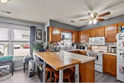 113 W Victoria Court #C, Greenville, NC 27834 - Photo 7