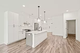 615 Daniels St, Raleigh, NC 27605 - Photo 9