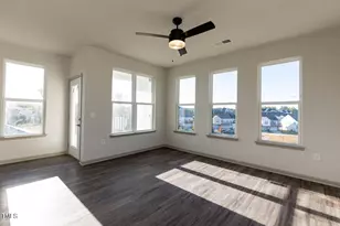 2328 Gathering Sq Ct, Fuquay-Varina, NC 27526 - Photo 5