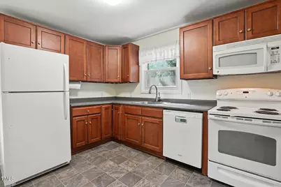 912 Dixie Trail, Raleigh, NC 27607 - Photo 11