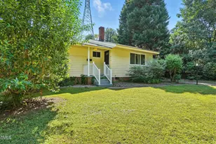 912 Dixie Trail, Raleigh, NC 27607 - Photo 3