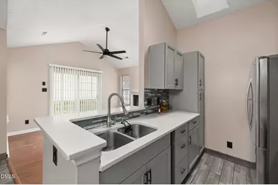 505 Stratton Way, Durham, NC 27704 - Photo 7