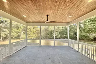 8012 Penny Rd, Raleigh, NC 27606 - Photo 15