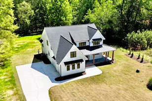 8012 Penny Rd, Raleigh, NC 27606 - Photo 3