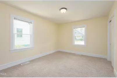 605 E Montgomery Street, Henderson, NC 27536 - Photo 15