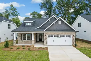 1087 Fairhaven Dr, Mebane, NC 27302 - Photo 1