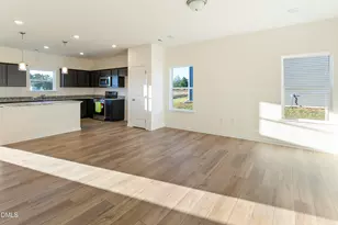 136 Bruce Dr, Dunn, NC 28334 - Photo 3