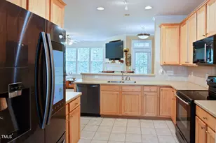 5113 Lady of the Lake Dr, Raleigh, NC 27612 - Photo 3