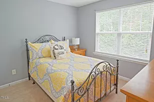 5113 Lady of the Lake Dr, Raleigh, NC 27612 - Photo 17