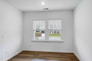 200 Seagraves Creek Ln, Holly Springs, NC 27540 - Photo 7