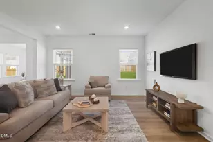 200 Seagraves Creek Ln, Holly Springs, NC 27540 - Photo 7