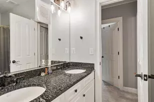 2207 Cameron Pond Dr, Cary, NC 27519 - Photo 37