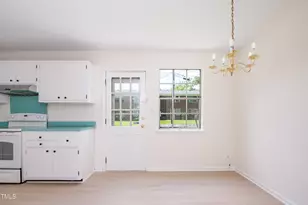 1002 Willow Dr, Chapel Hill, NC 27514 - Photo 17