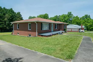 424 Camp Rd, Burlington, NC 27217 - Photo 3