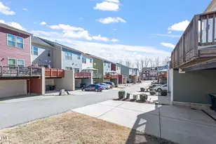 1001 Drayman Pl, Apex, NC 27502 - Photo 7