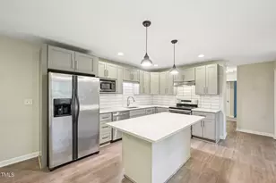 124 Twin Oaks Pl, Cary, NC 27511 - Photo 11