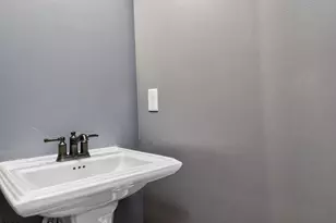 1013 Coldspring Cir, Durham, NC 27705 - Photo 13