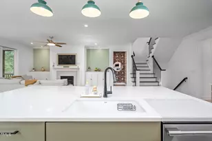 386 Monteith Dr, Chapel Hill, NC 27516 - Photo 21