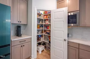 386 Monteith Dr, Chapel Hill, NC 27516 - Photo 19