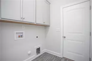 1041 Bonanza Ln, Mebane, NC 27302 - Photo 15